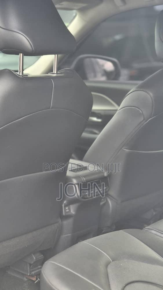 Toyota Grand Highlander XLE AWD 2024 White