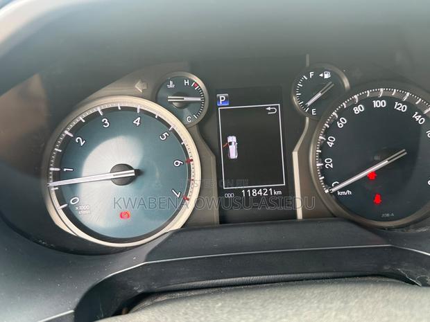 Toyota Land Cruiser Prado 2.7 2020 Black