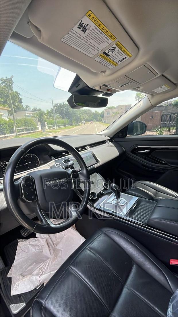Land Rover Range Rover Evoque R-Dynamic HST 2022 White