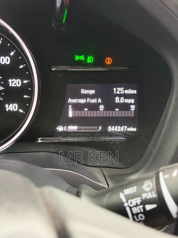 Honda HR-V Touring AWD 2020 White