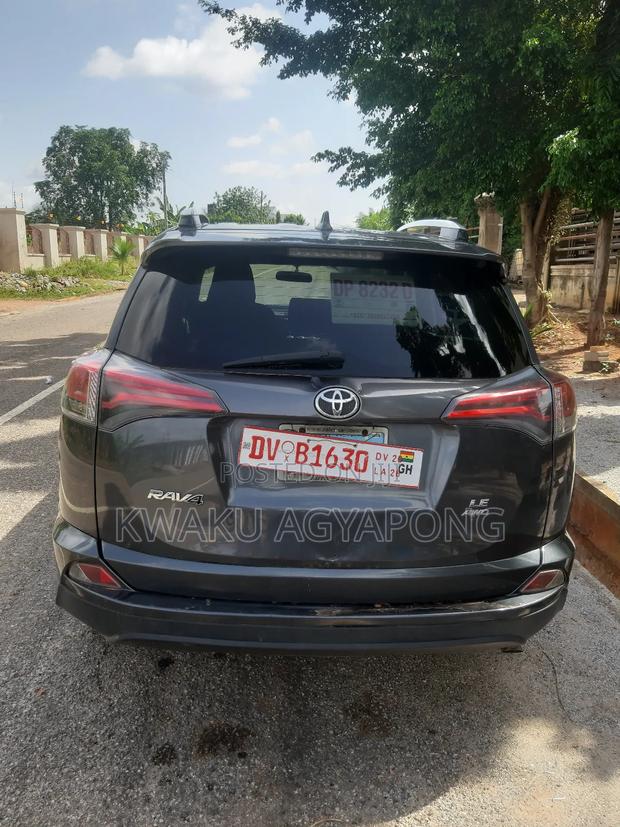 Toyota RAV4 2016 Gray