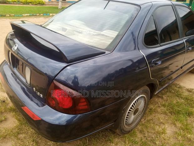 Nissan Sentra SE-R 2002 Blue