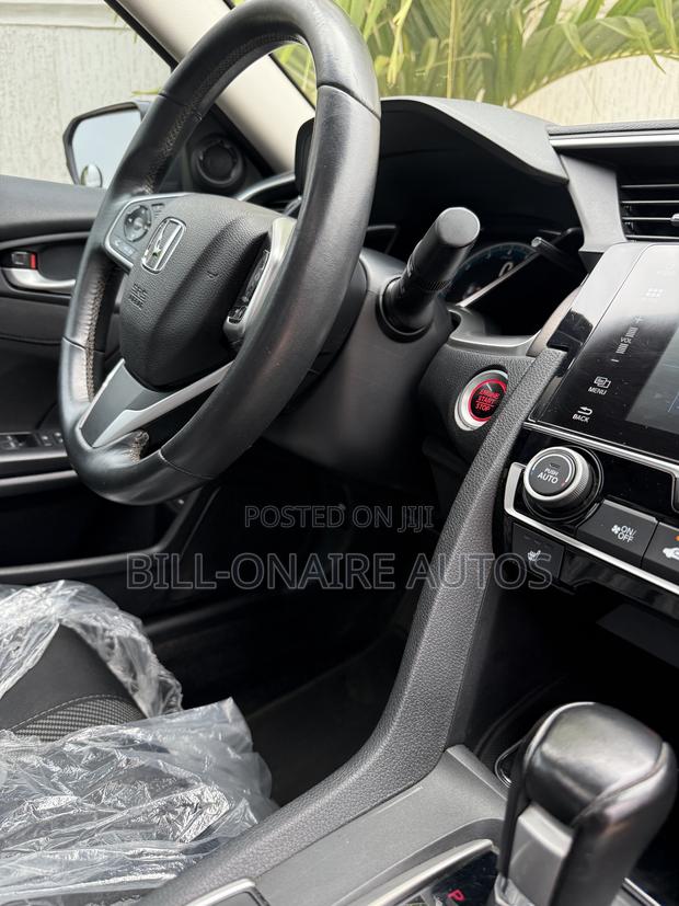 Honda Civic EX-T Sedan 2018 Gray