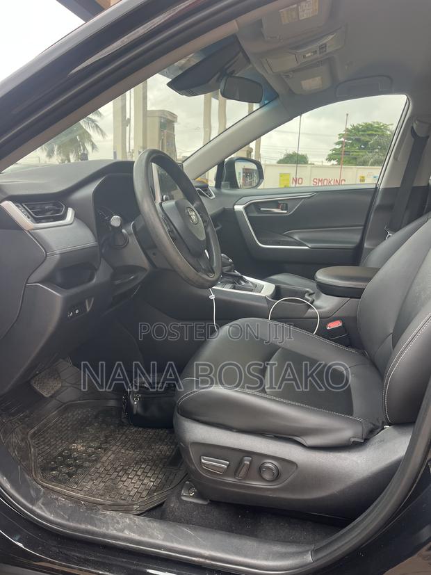Toyota RAV4 XLE AWD 2024 Black