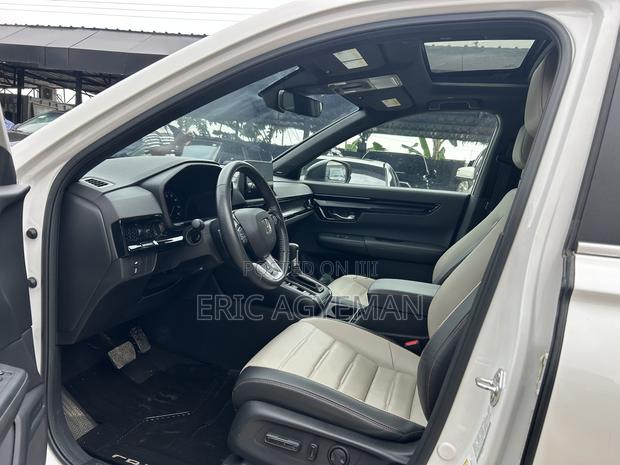 Honda CR-V 2023 White