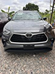 Toyota Highlander XLE 2022 Silver for sale