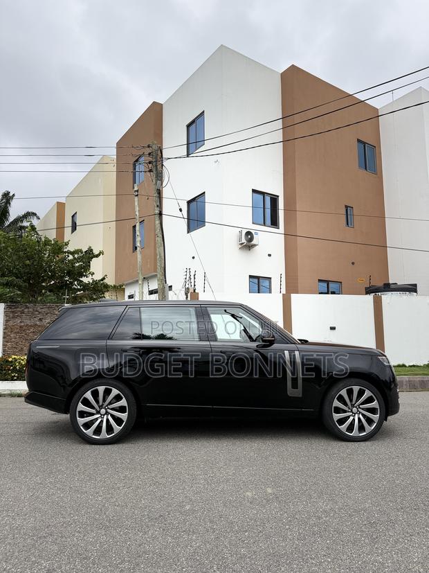 Land Rover Range Rover Vogue 2024 Black