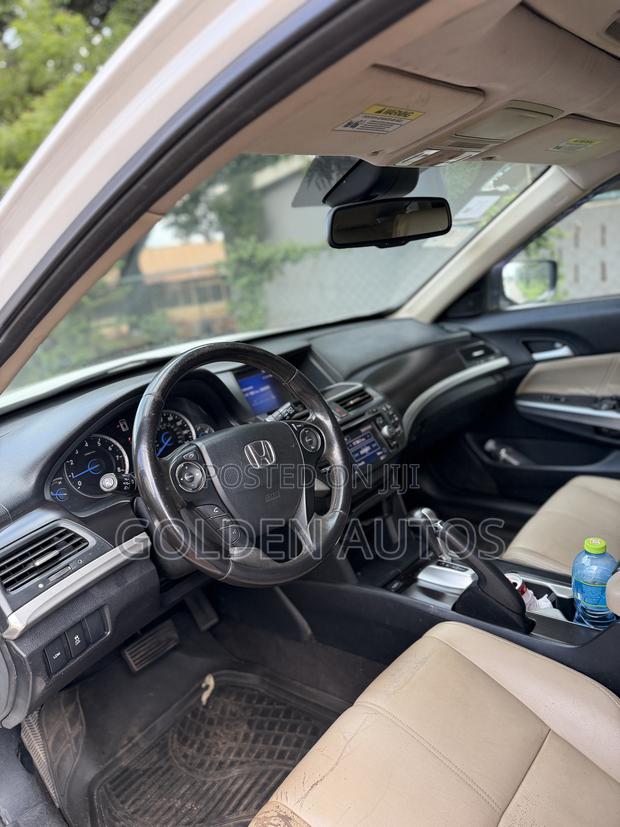 Honda Crosstour 2013 White