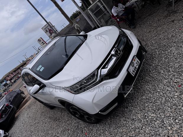 Honda CR-V Touring AWD 2019 White