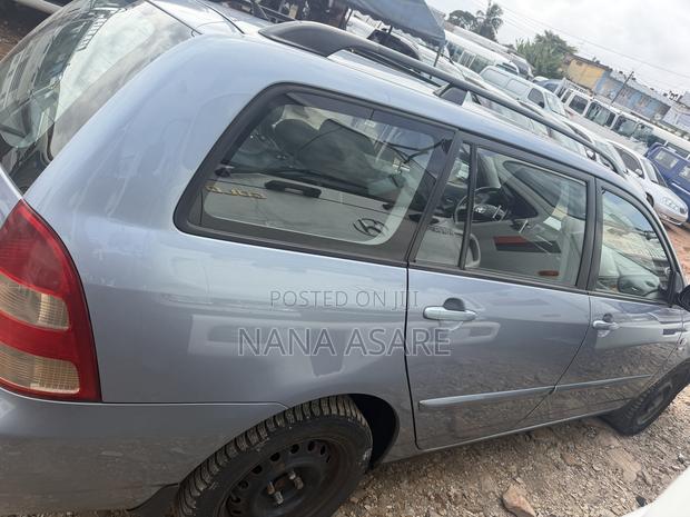 Toyota Corolla 1.6 VVT-i 2006 Gray