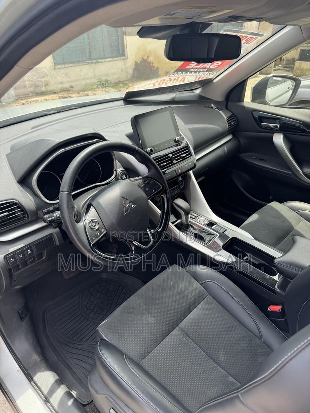 Mitsubishi Eclipse Cross 2024 Silver