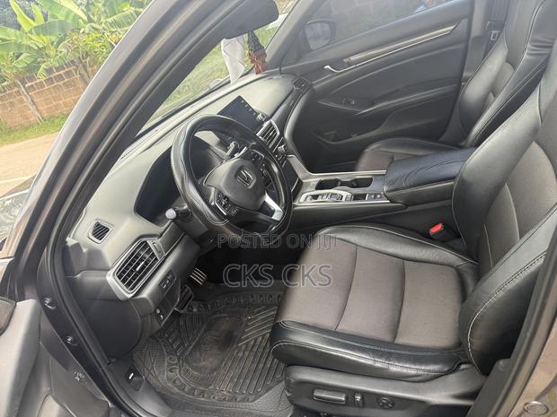 Honda Accord 2019 Gray