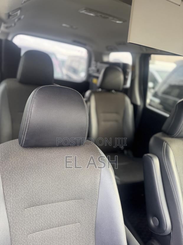 Toyota Voxy 2013 Black