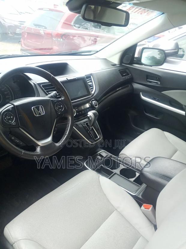 Honda CR-V Touring 4dr SUV AWD (2.4L 4cyl CVT) 2016 Red
