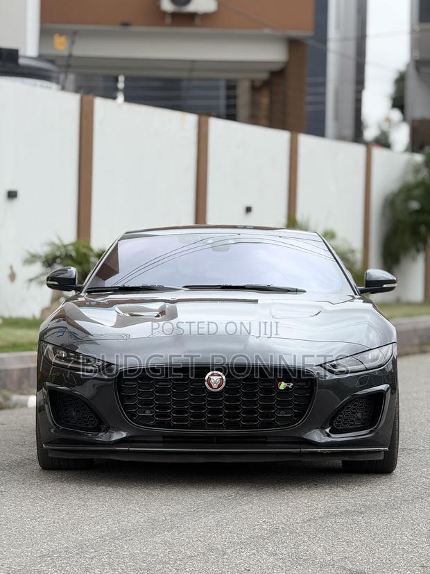 Jaguar F-Type 2021 Gray