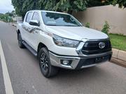 Toyota Hilux 2024 White for sale