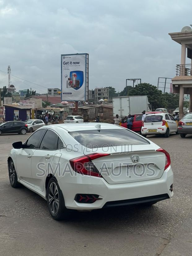 Honda Civic EX-L Sedan 2018 White