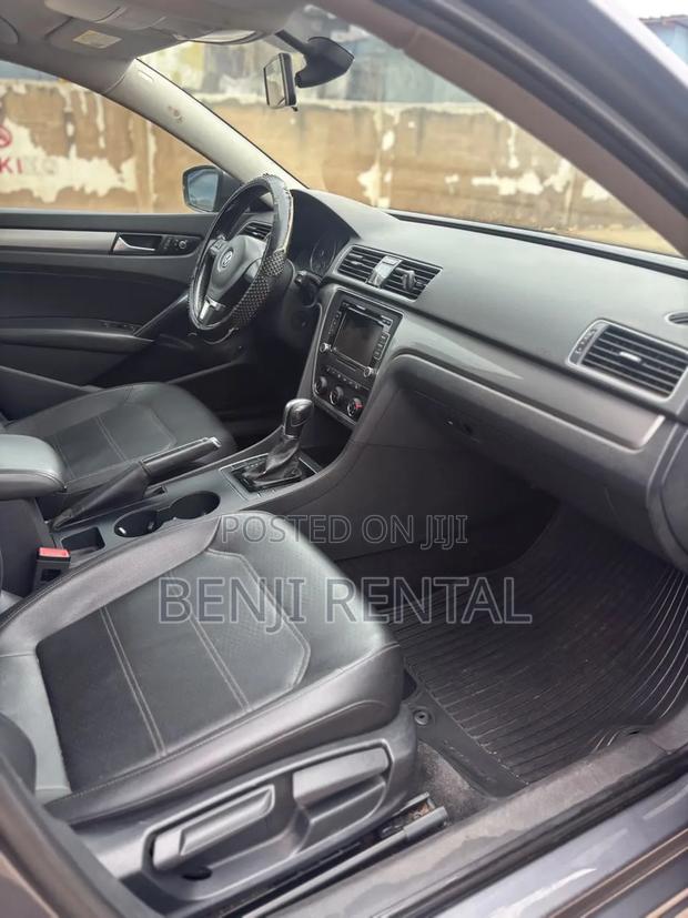 Volkswagen Passat 2015 Beige