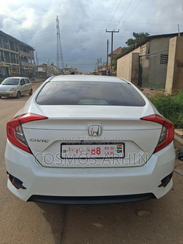 Honda Civic 2019 White