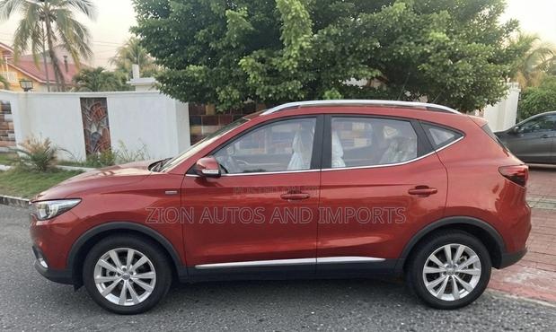 MG ZS 2017 Burgundy