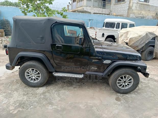 Jeep Wrangler 2002 Black