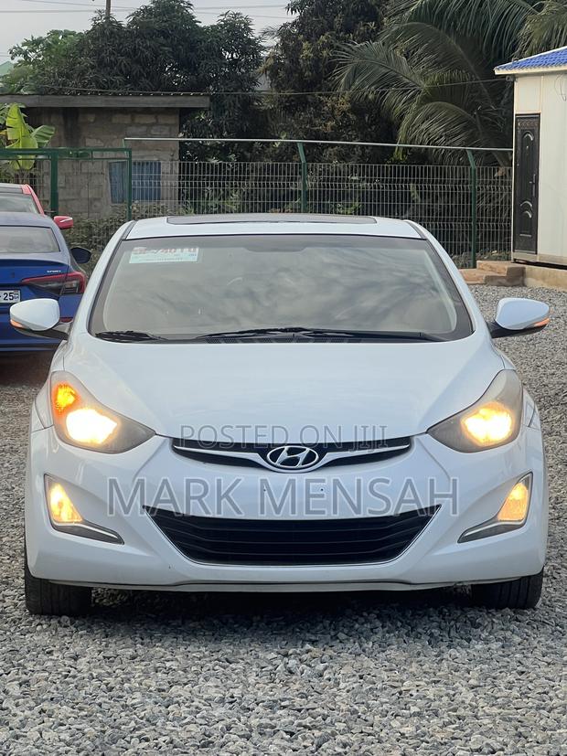 Hyundai Elantra 2016 White