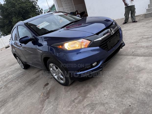 Honda HR-V EX-L w/Navigation AWD 2017 Blue