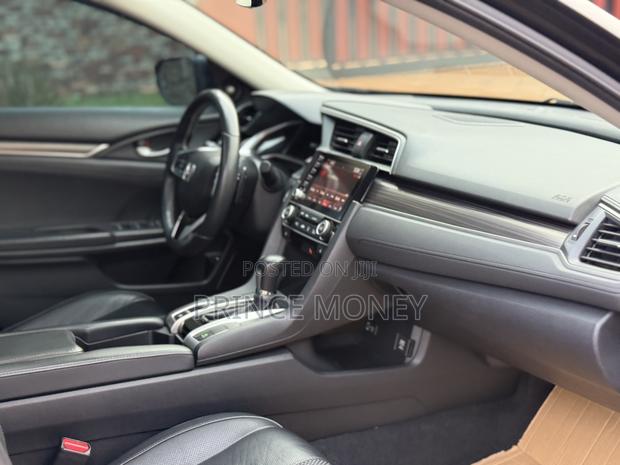 Honda Civic Touring Sedan 2020 Black
