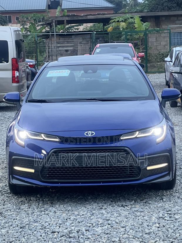 Toyota Corolla 2022 Blue