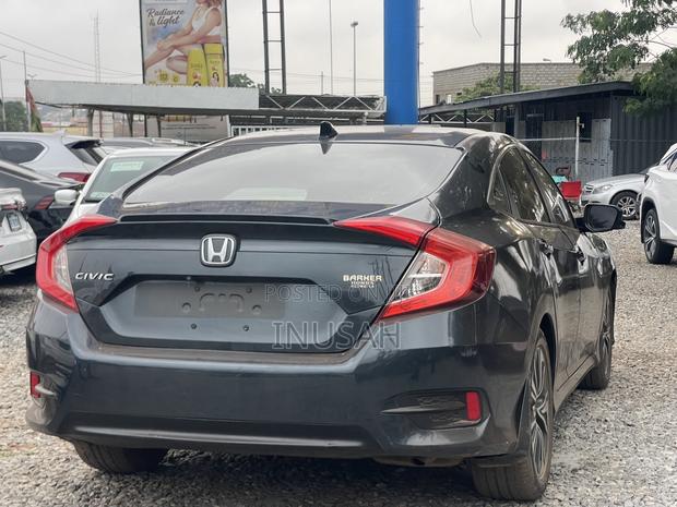 Honda Civic EX Sedan 2018