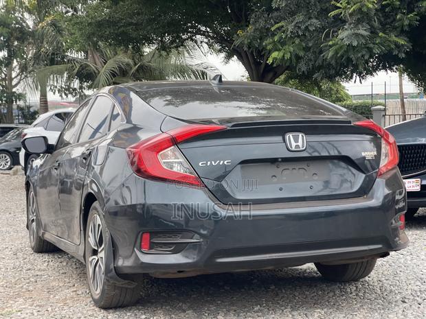 Honda Civic EX Sedan 2018