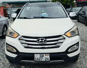 Hyundai Santa Fe 2015 White for sale