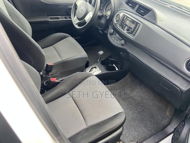 Toyota Vitz 2013 White