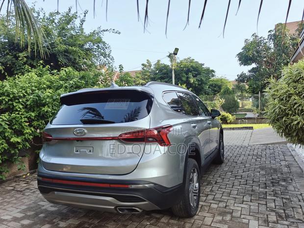 Hyundai Santa Fe 2023 Silver