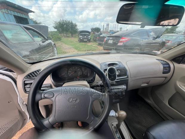 Hyundai Accent 2002 White