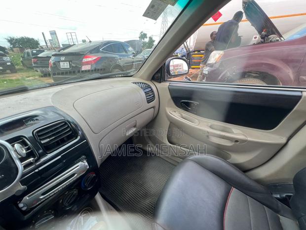 Hyundai Accent 2002 White