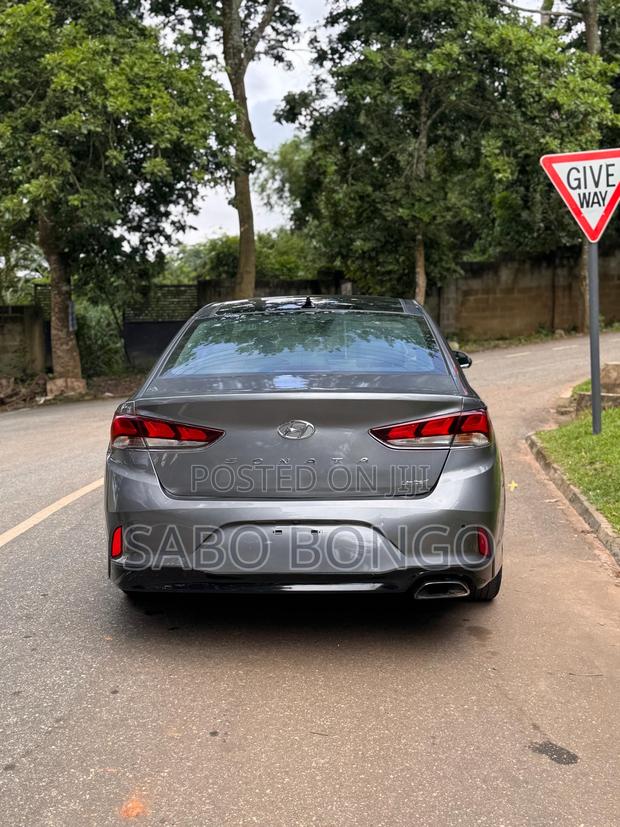 Hyundai Sonata Sport 2.0T 2018 Gray