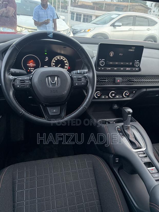 Honda HR-V 2025 Red