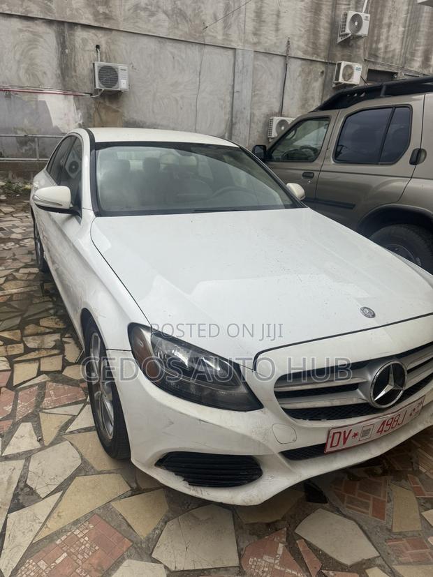 Mercedes-Benz C300 2016 White