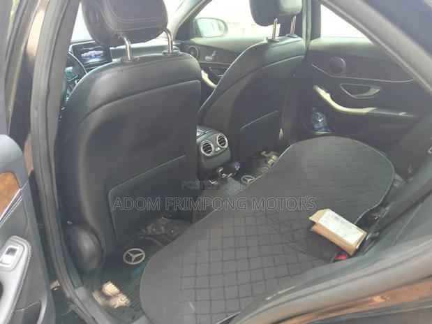 Mercedes-Benz C300 2016 Black