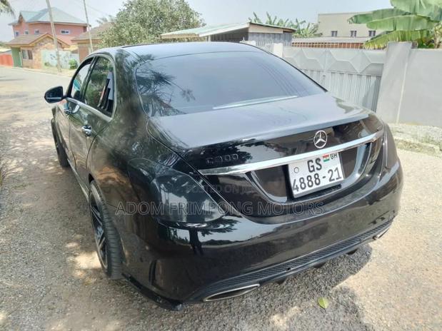 Mercedes-Benz C300 2016 Black