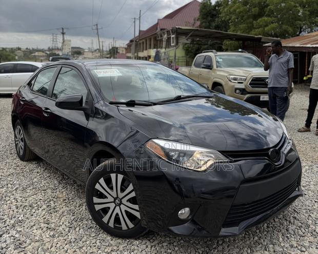 Toyota Corolla LE 4dr Sedan (1.8L 4cyl CVT) 2016 Black