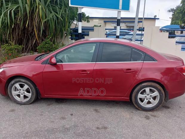 Chevrolet Cruze 2012 Red