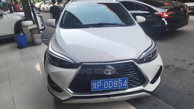 Toyota Yaris 2017 White