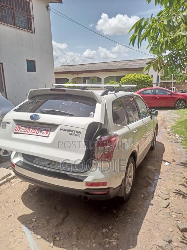 Subaru Forester 2.5i Premium PZEV 4dr SUV AWD (2.5L 4cyl 6M) 2014 White
