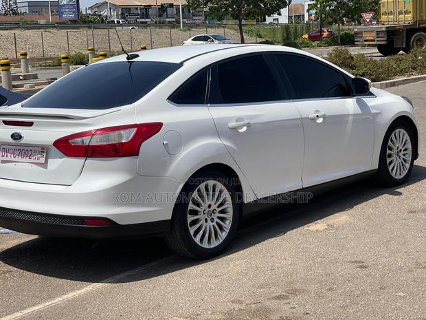 Ford Focus 2012 White