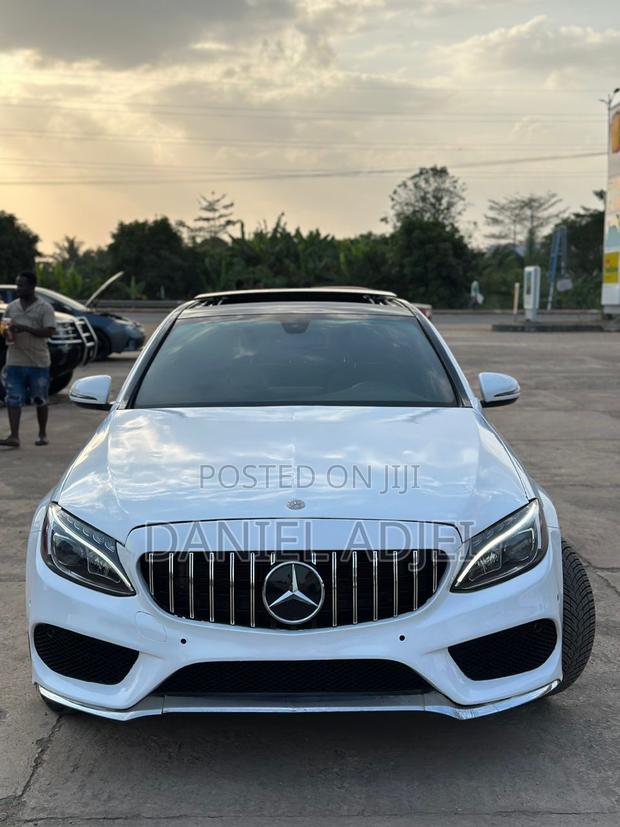 Mercedes-Benz C300 2017 White