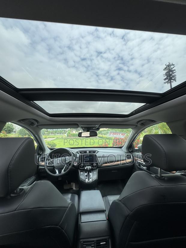 Honda CR-V Touring AWD 2018 Silver