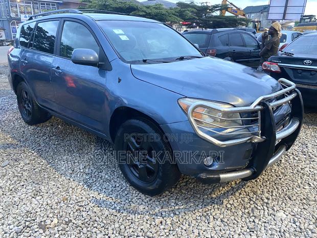 Toyota RAV4 2009 Blue