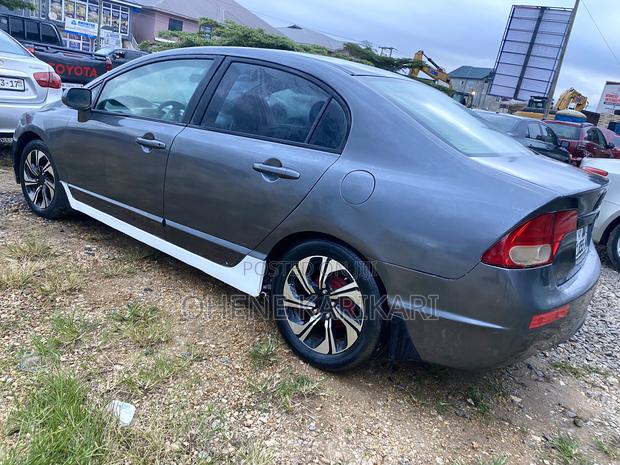 Honda Civic 2010 Gray
